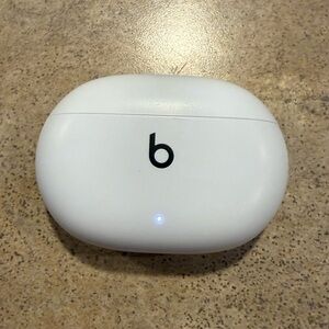 Apple Beats Studio Buds Bluetooth Earbud Replacement CHARGING CASE A2514 - White